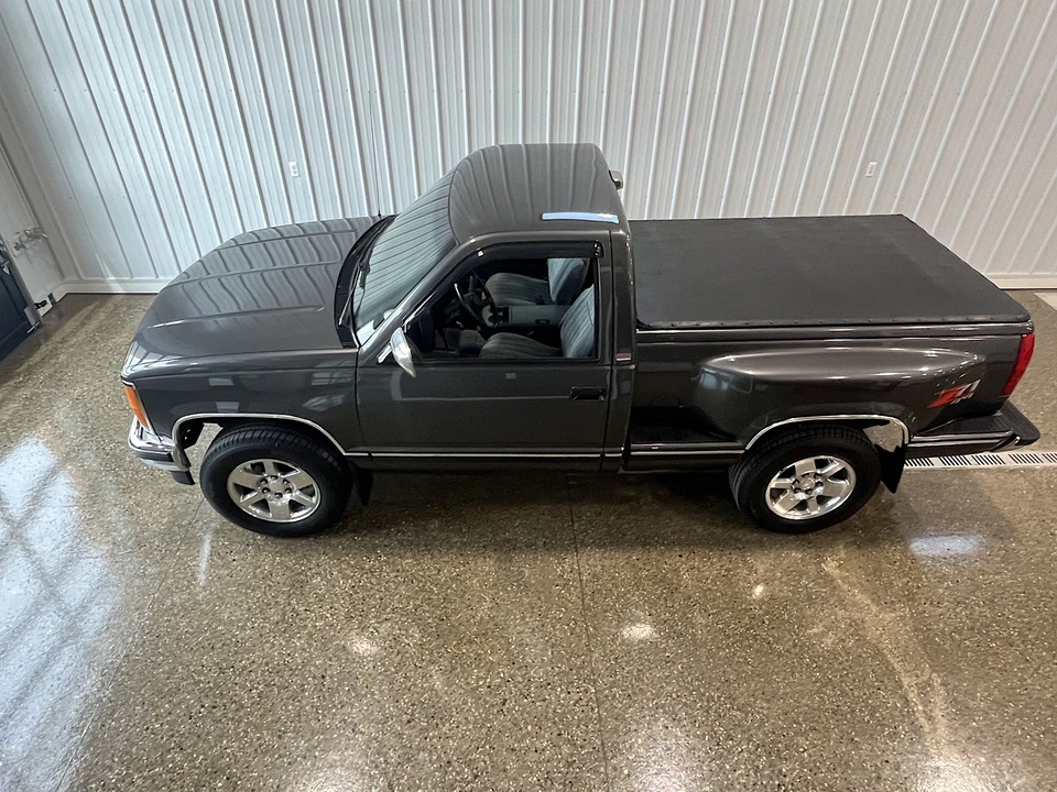 1989 GMC Sierra 1st Gen - Image 19 of 31