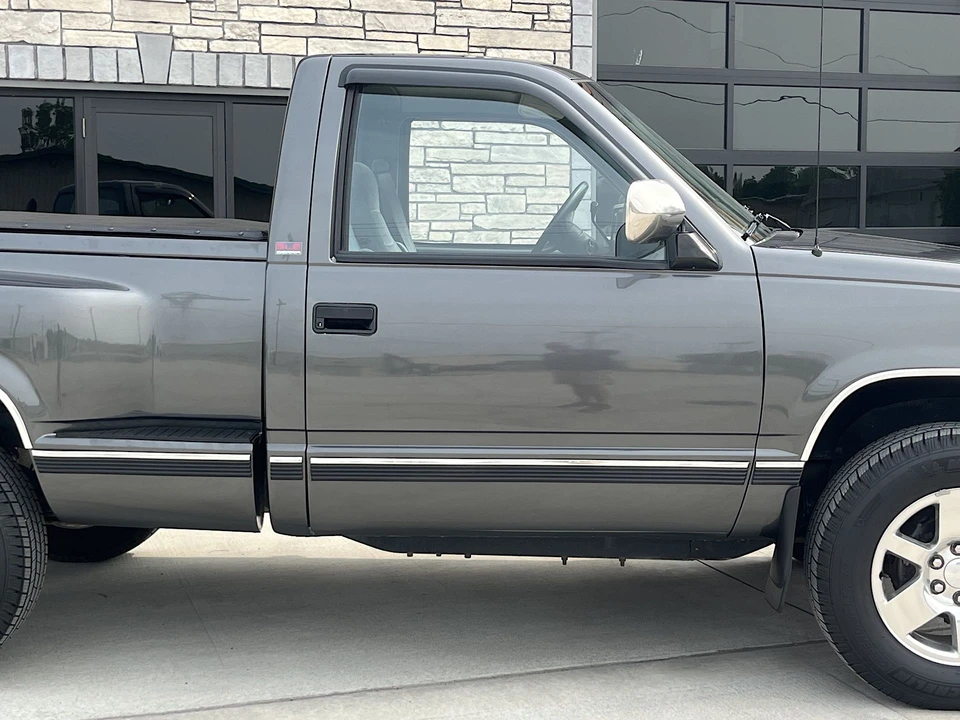 1989 GMC Sierra 1st Gen - Image 21 of 31
