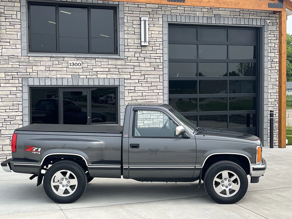 1989 GMC Sierra 1st Gen - Image 11 of 31