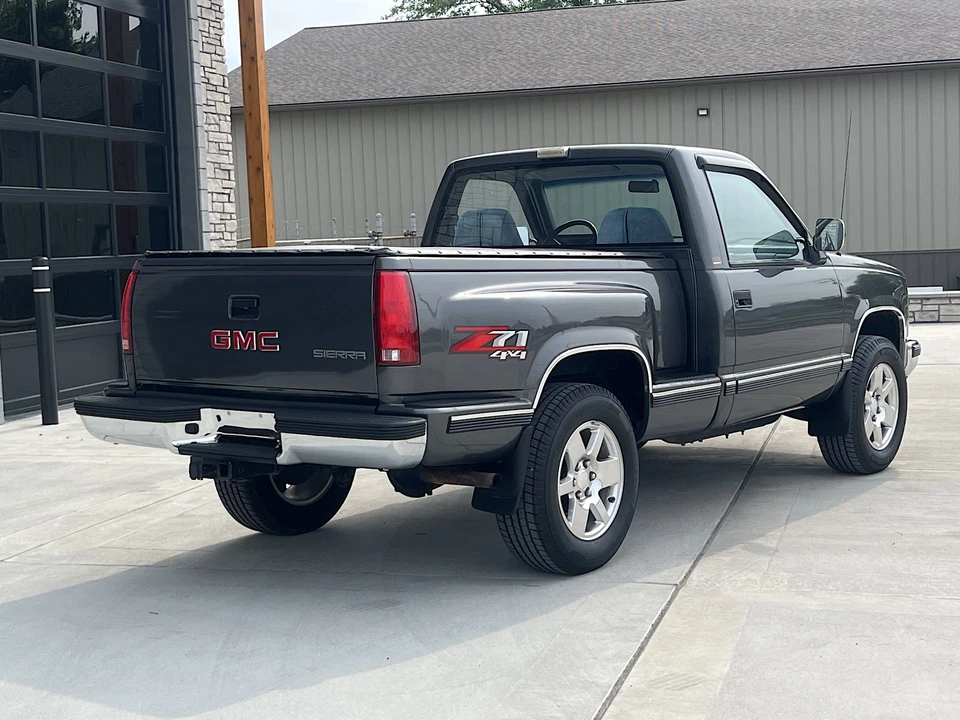 1989 GMC Sierra 1st Gen - Image 5 of 31