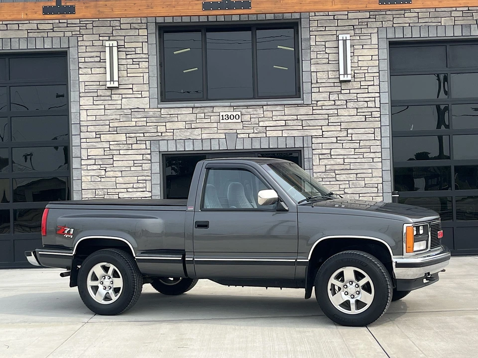 1989 GMC Sierra 1st Gen - Image 3 of 31