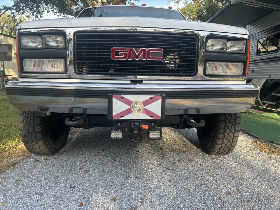 1989 GMC Sierra 1st Gen - Image 2 of 15