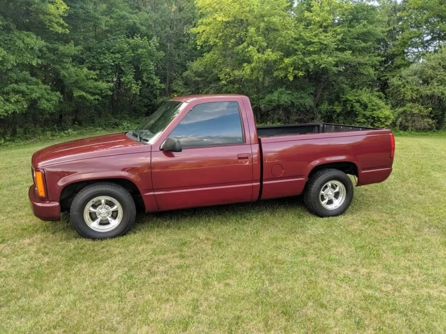 1989 GMC Sierra 1st Gen - Image 2 of 8