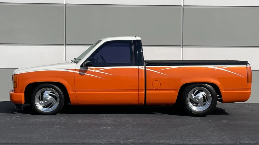 1989 GMC Sierra 1st Gen - Image 2 of 23