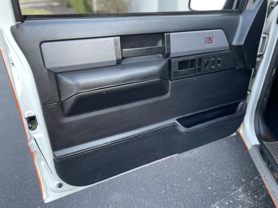 1989 GMC Sierra 1st Gen - Image 4 of 23