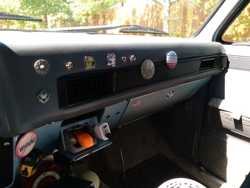 1989 GMC Suburban 7th Gen - Image 16 of 25