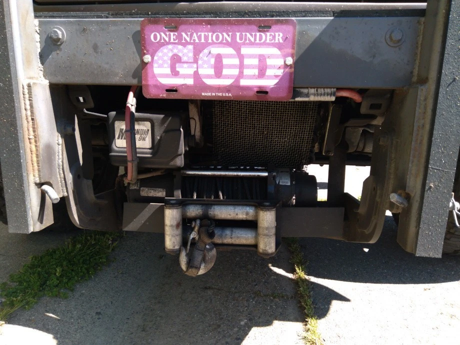 1989 GMC Suburban 7th Gen - Image 21 of 25