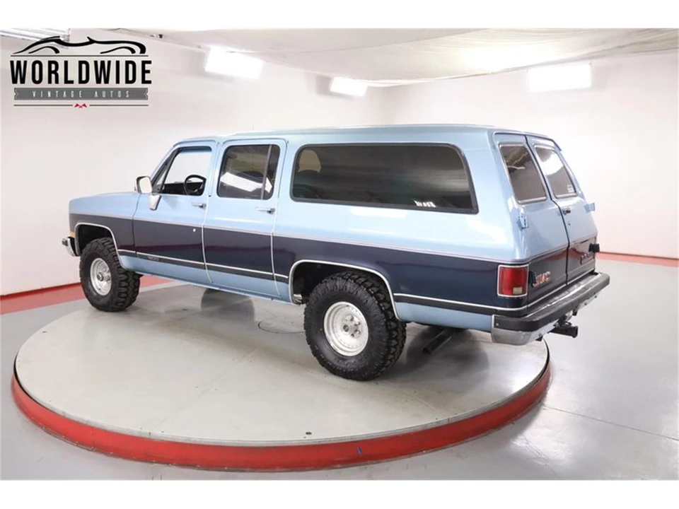 1989 GMC Suburban 7th Gen - Image 5 of 31