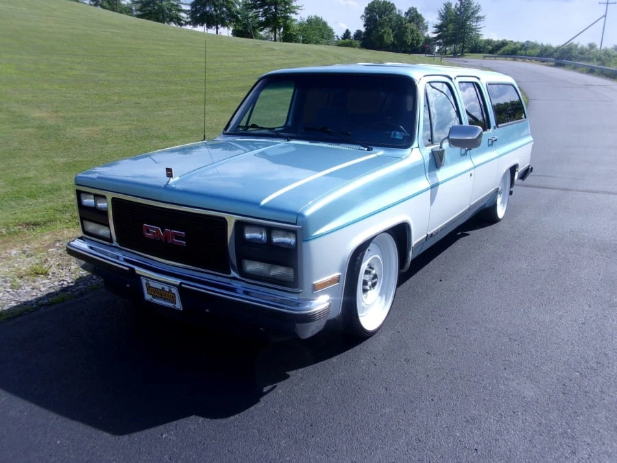 1989 GMC Suburban 7th Gen - Image 12 of 12