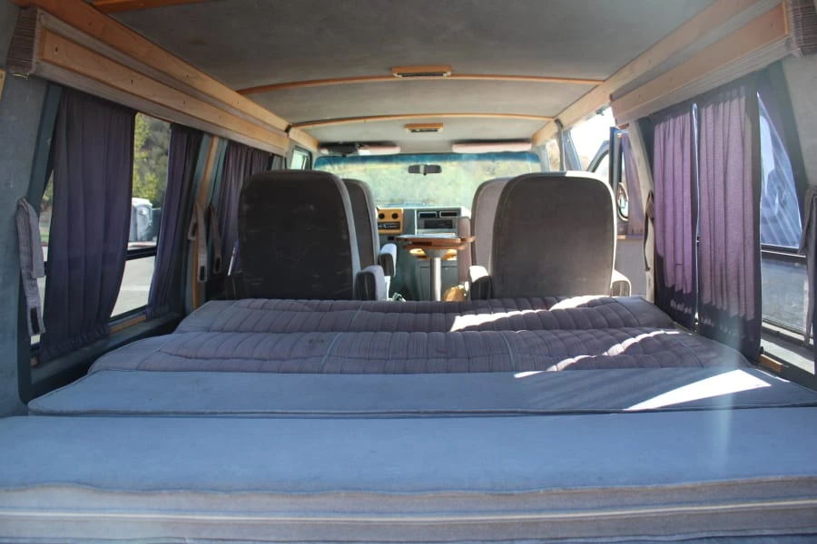 1989 GMC G-series Van - Image 6 of 7