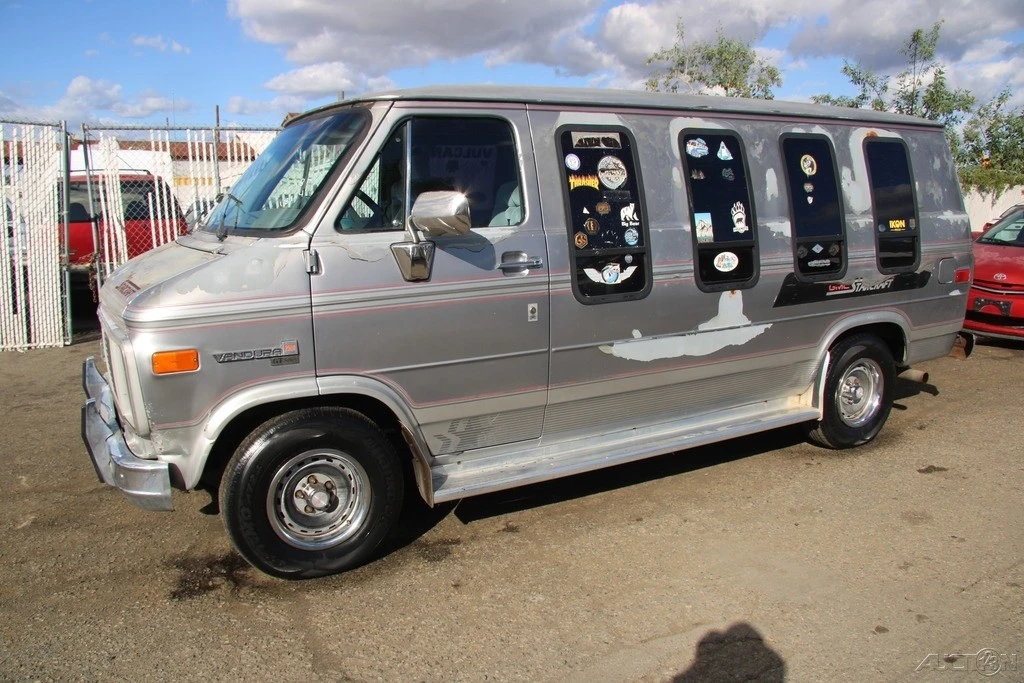 1989 GMC G-series Van - Image 3 of 21
