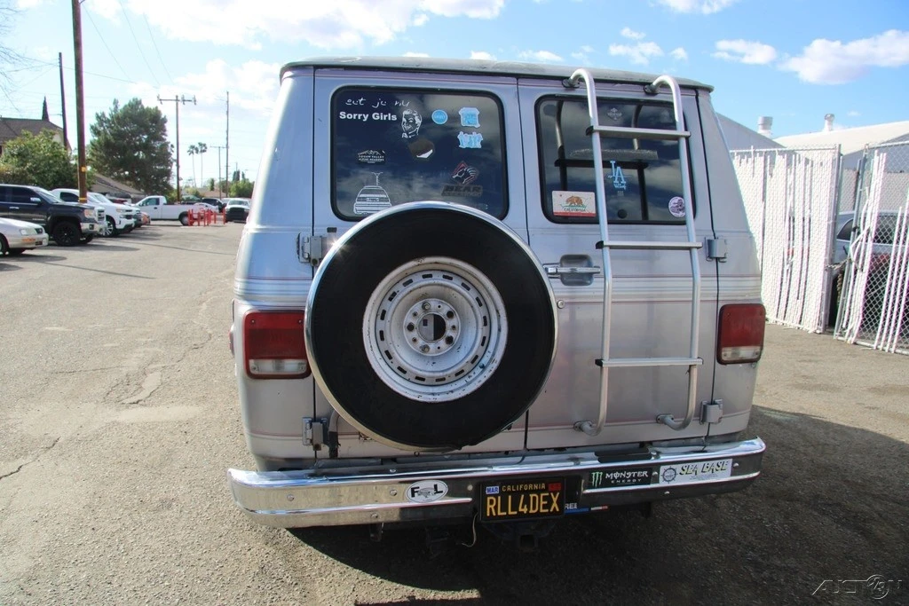 1989 GMC G-series Van - Image 6 of 21