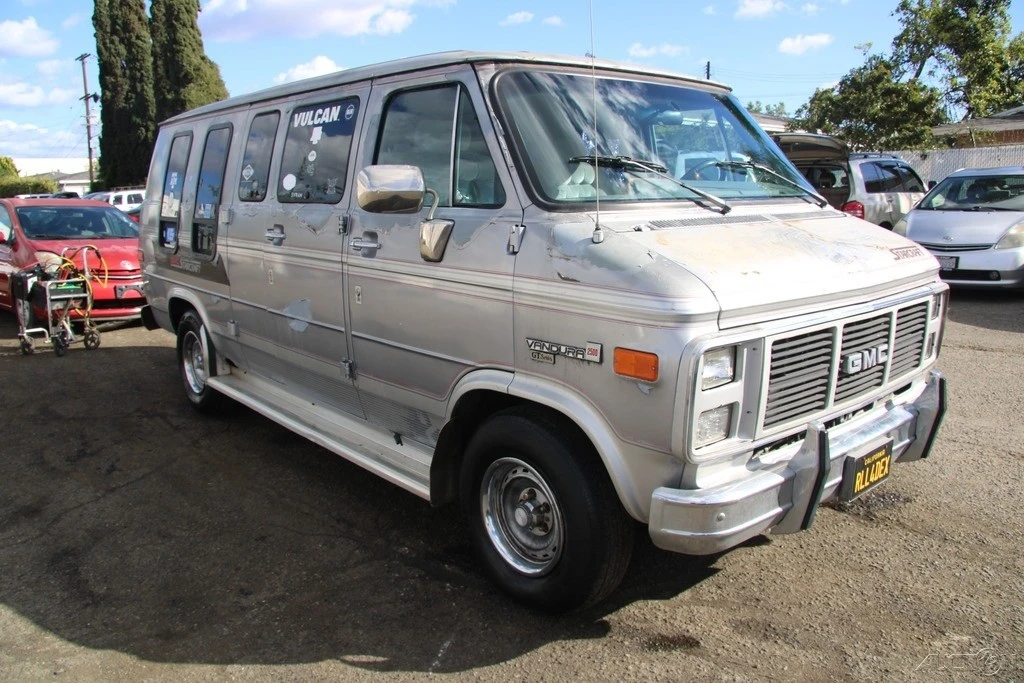1989 GMC G-series Van - Image 10 of 21