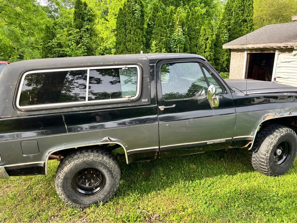 1989 GMC Jimmy - Image 2 of 8