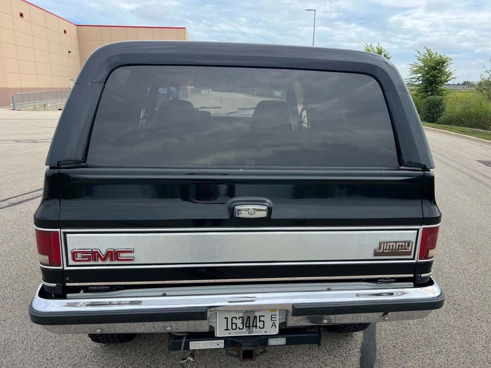 1989 GMC Jimmy 2nd Gen - Image 5 of 20