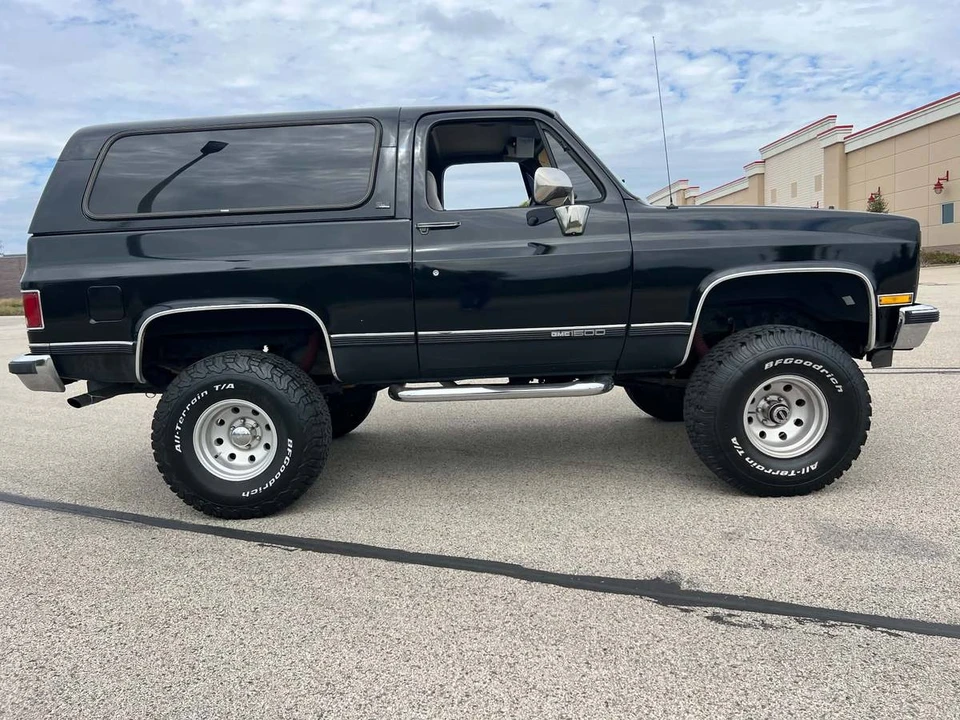 1989 GMC Jimmy 2nd Gen - Image 7 of 20