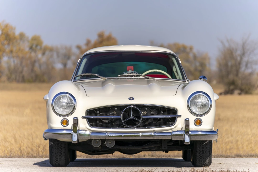 1989 Mercedes-Benz SL-Class - Image 15 of 31