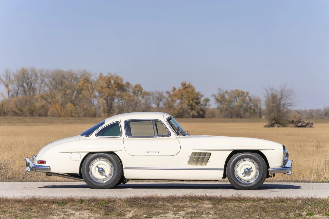 1989 Mercedes-Benz SL-Class - Image 23 of 31
