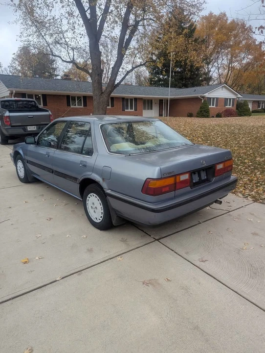 1989 Honda Accord 3rd Gen - Image 2 of 15