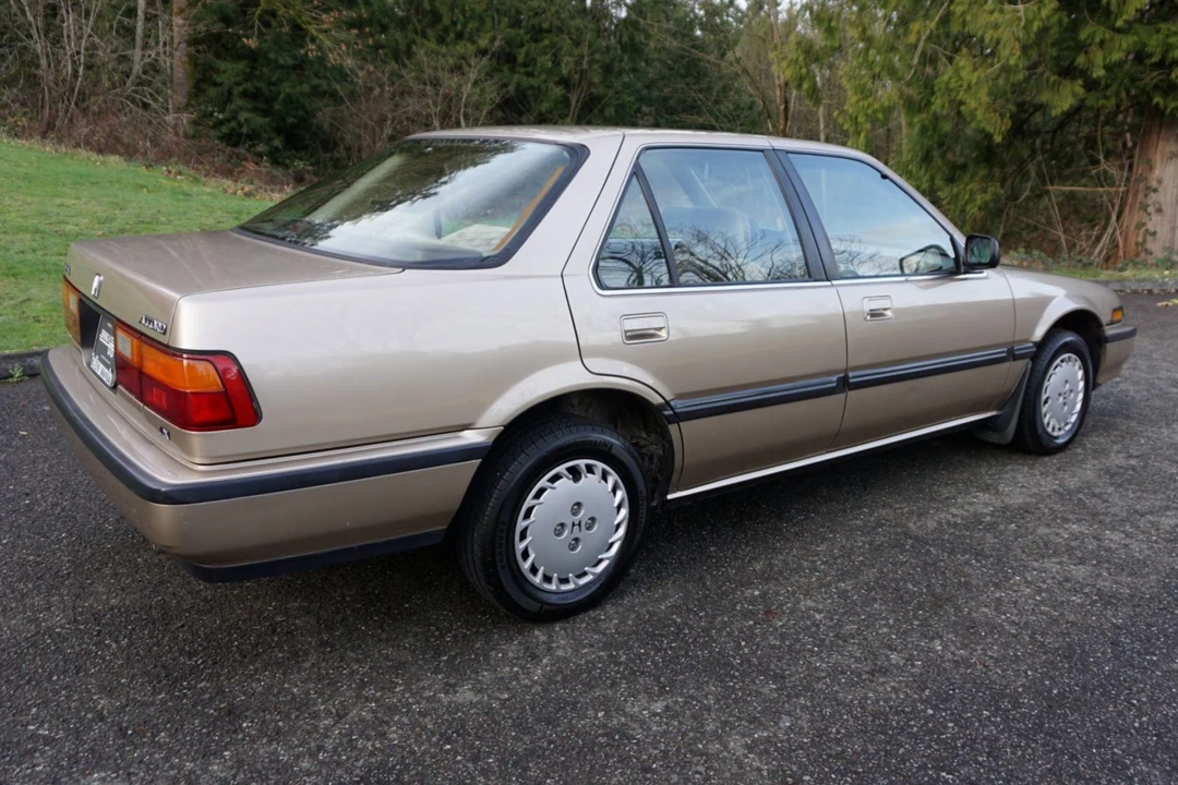 1989 Honda Accord 3rd Gen - Image 9 of 31