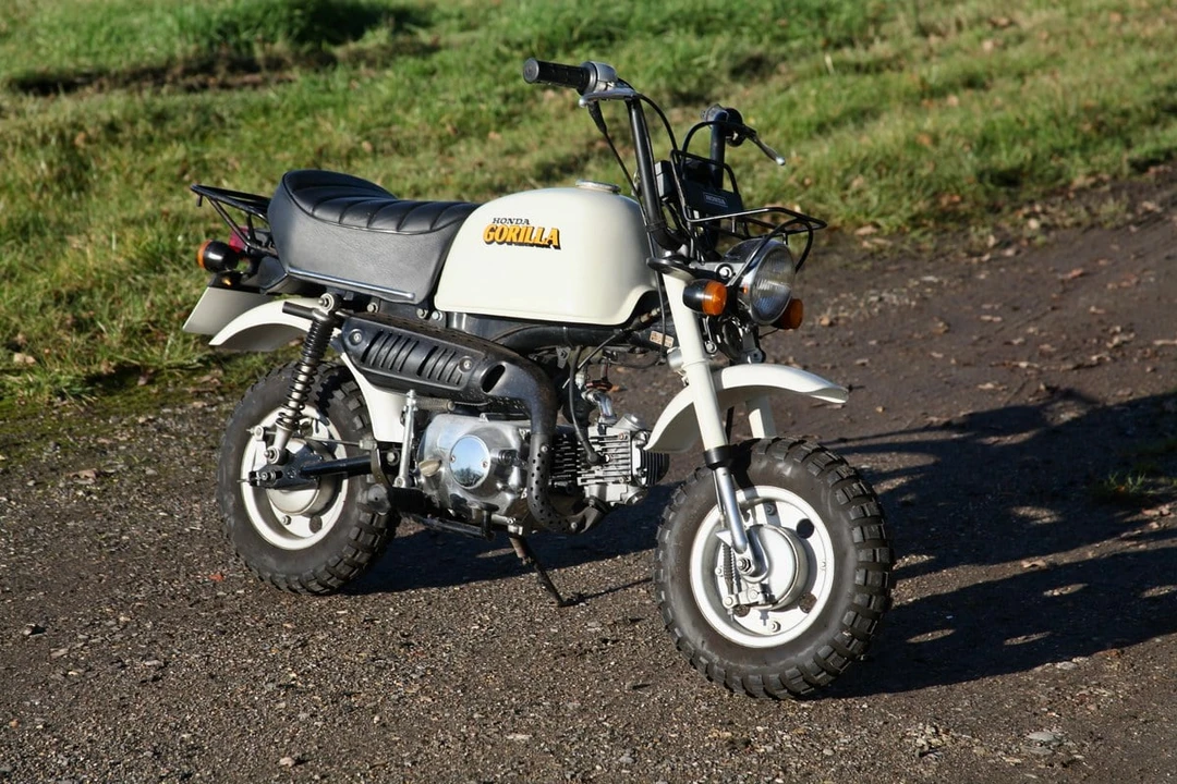 1992 Honda Motorcycles - Image 16 of 30