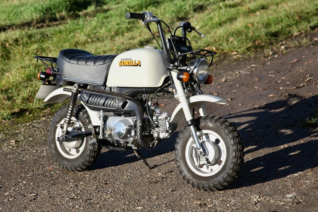 1992 Honda Motorcycles - Image 15 of 30