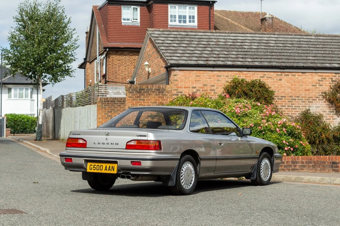 1989 Acura Legend 1st Gen - Image 14 of 30