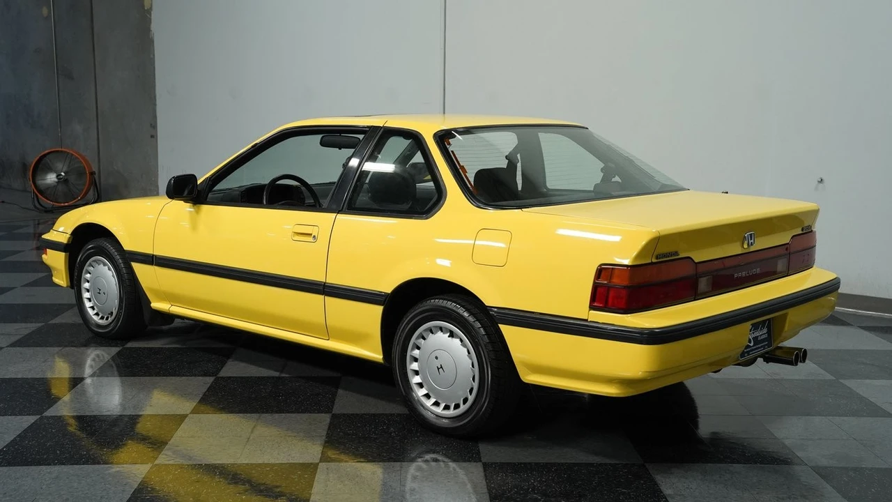 1989 Honda Prelude 3rd Gen - Image 7 of 12