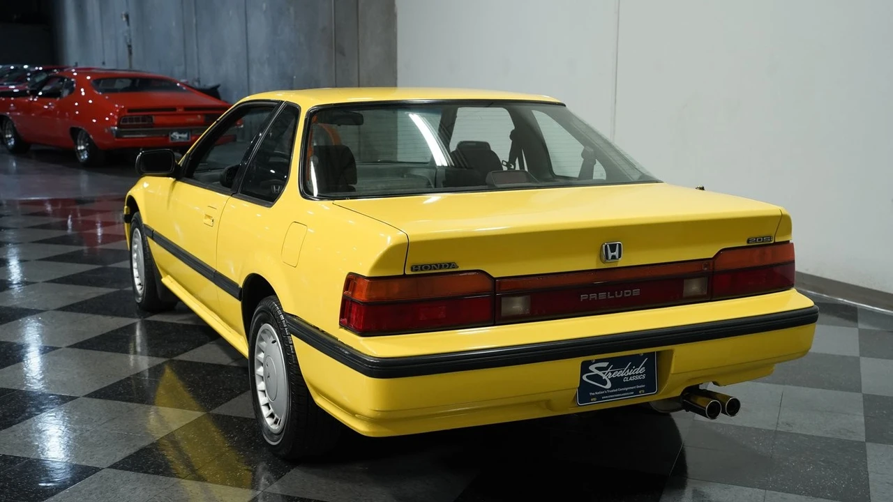 1989 Honda Prelude 3rd Gen - Image 8 of 12