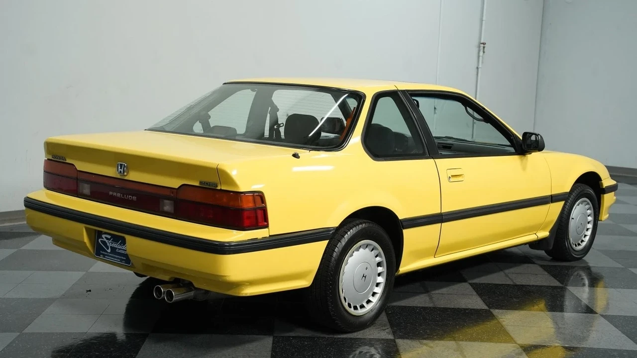 1989 Honda Prelude 3rd Gen - Image 12 of 12