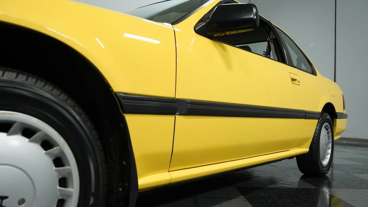 1989 Honda Prelude 3rd Gen - Image 19 of 21
