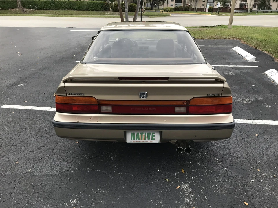 1989 Honda Prelude 3rd Gen - Image 11 of 31
