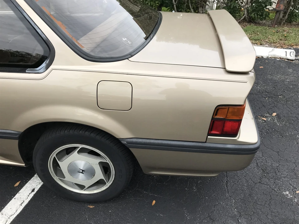 1989 Honda Prelude 3rd Gen - Image 25 of 31