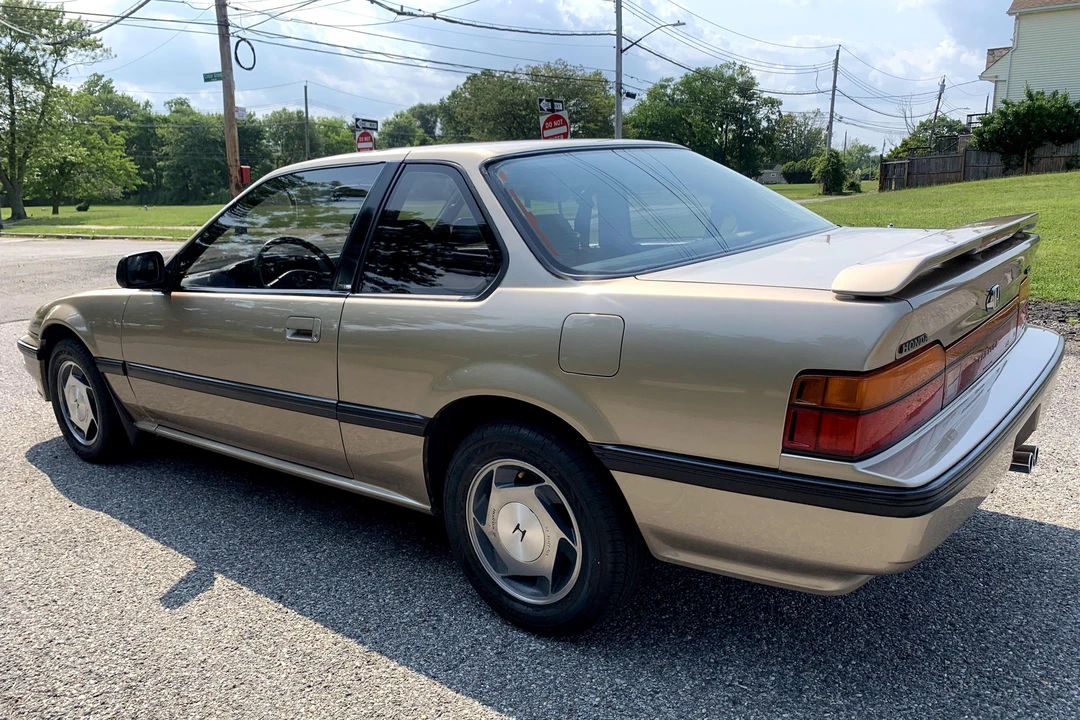 1989 Honda Prelude 3rd Gen - Image 4 of 7
