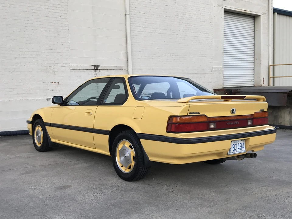1989 Honda Prelude 3rd Gen - Image 17 of 31