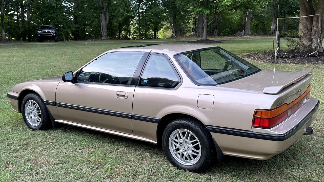 1989 Honda Prelude 3rd Gen - Image 12 of 31