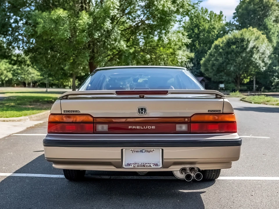 1989 Honda Prelude 3rd Gen - Image 4 of 31