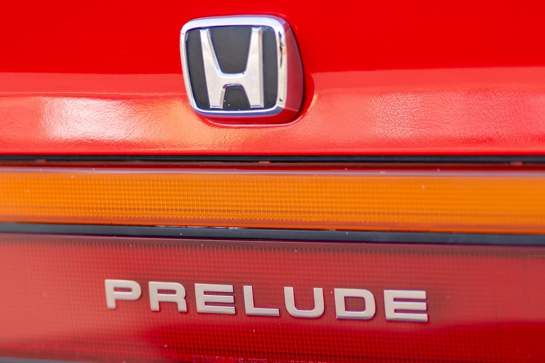 1989 Honda Prelude 3rd Gen - Image 19 of 31