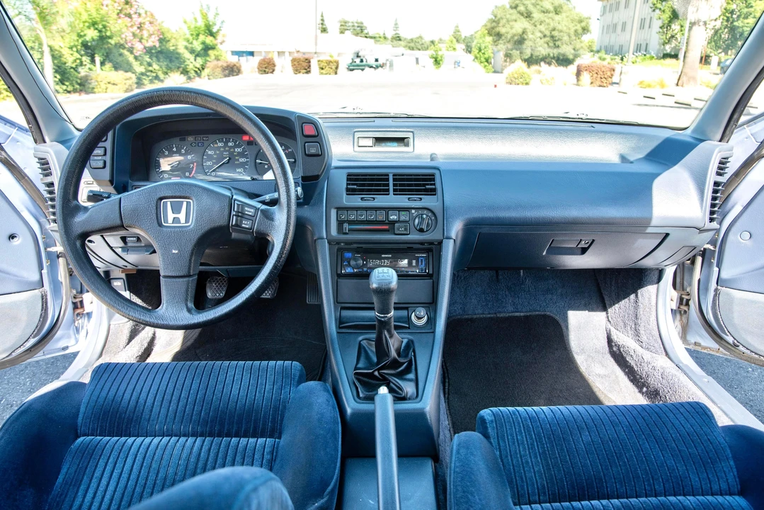 1989 Honda Prelude 3rd Gen - Image 25 of 31