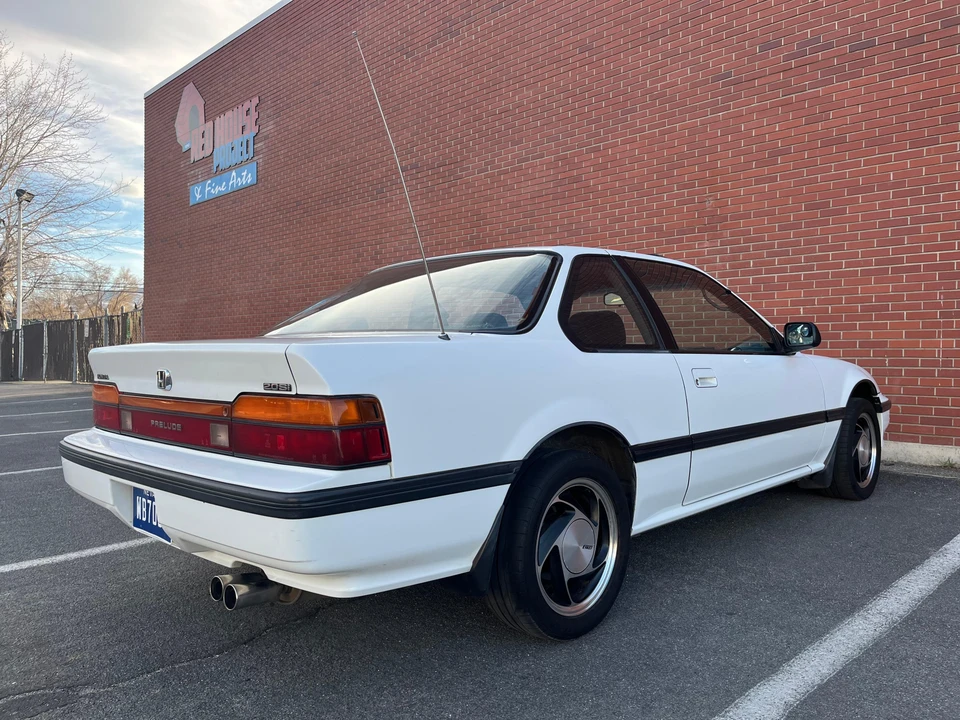 1989 Honda Prelude 3rd Gen - Image 25 of 31