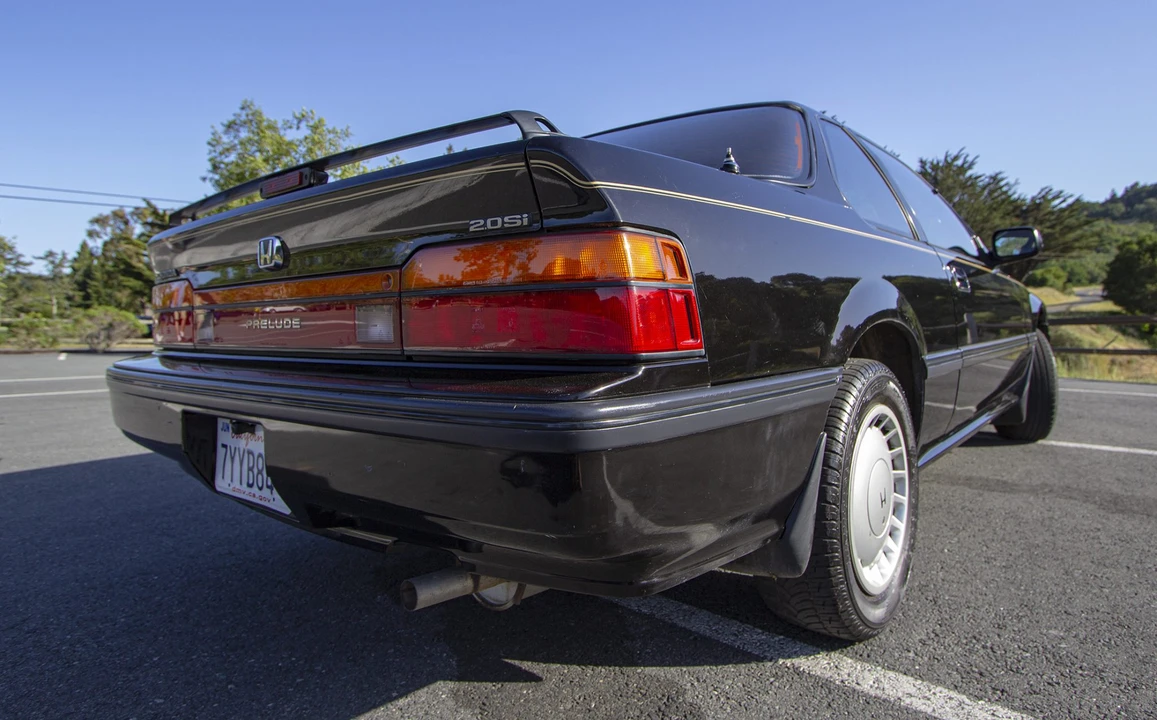 1989 Honda Prelude 3rd Gen - Image 15 of 31