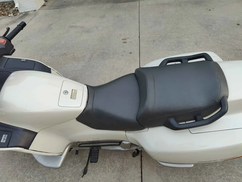 1989 Honda Motorcycles - Image 9 of 10