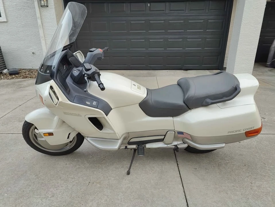 1989 Honda Motorcycles - Image 6 of 10
