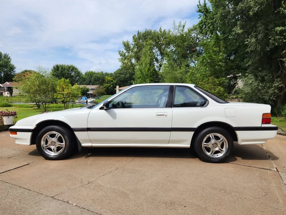 1989 Honda Prelude 3rd Gen - Image 2 of 20