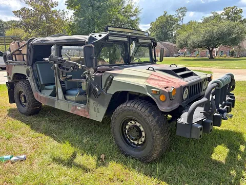 1989 Hummer M1038
