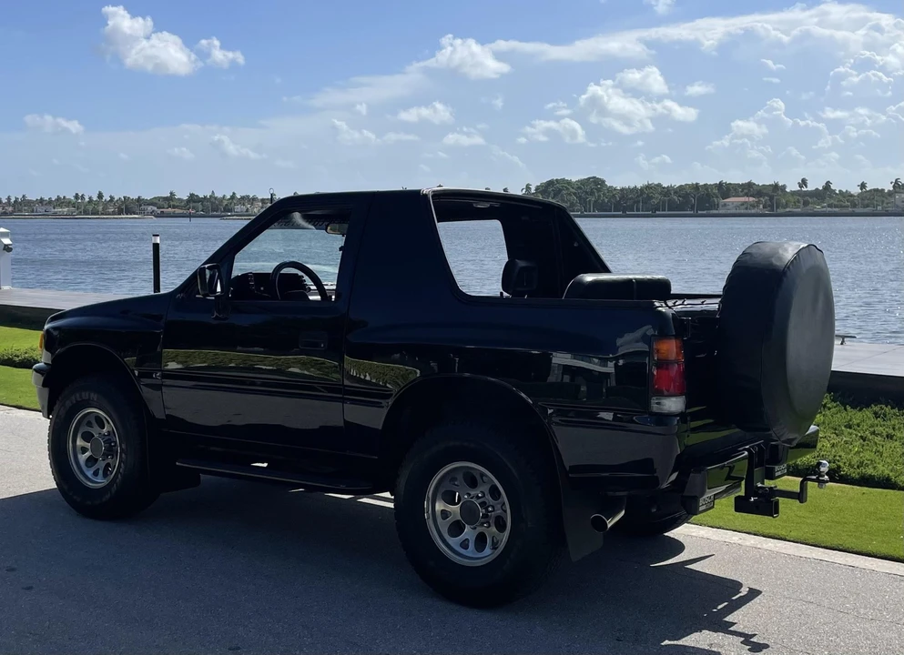 1989 Isuzu Rodeo - Image 24 of 31