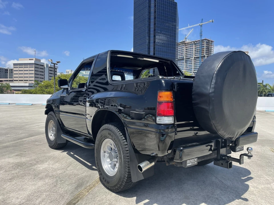 1989 Isuzu Rodeo - Image 23 of 31