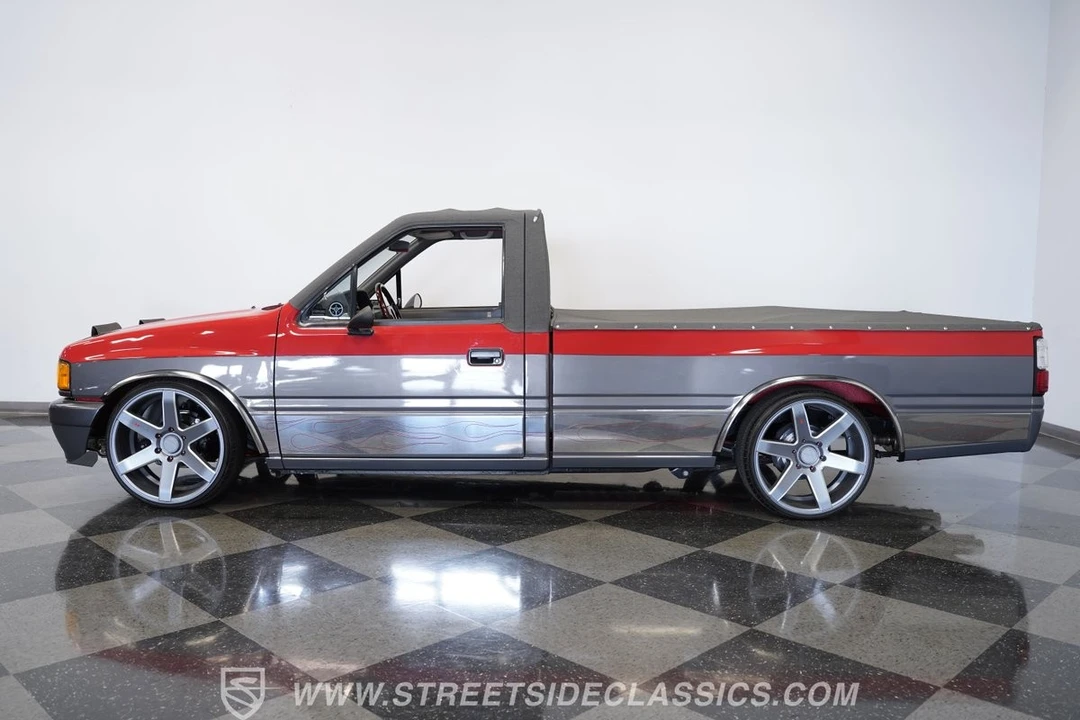 1989 Isuzu Elf - Image 8 of 31