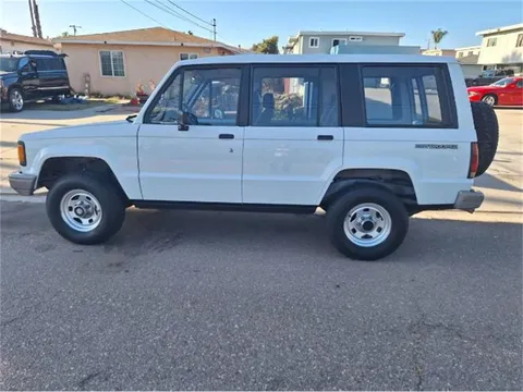 1989 Isuzu Trooper