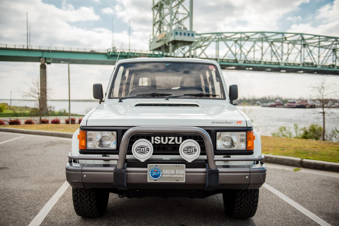1989 Isuzu Trooper - Image 4 of 31